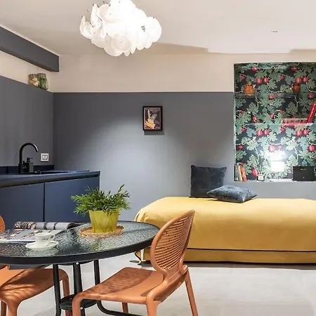 Casa Lara Centro バーリ