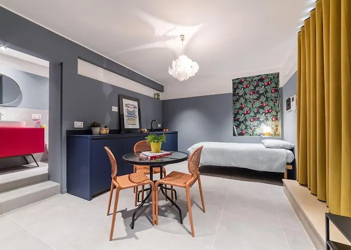 Imbriani Urban Loft شقة باري